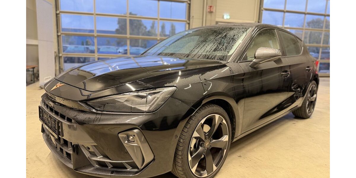 Cupra Leon 24.792 km 28.400 &euro; Memmingen 87700