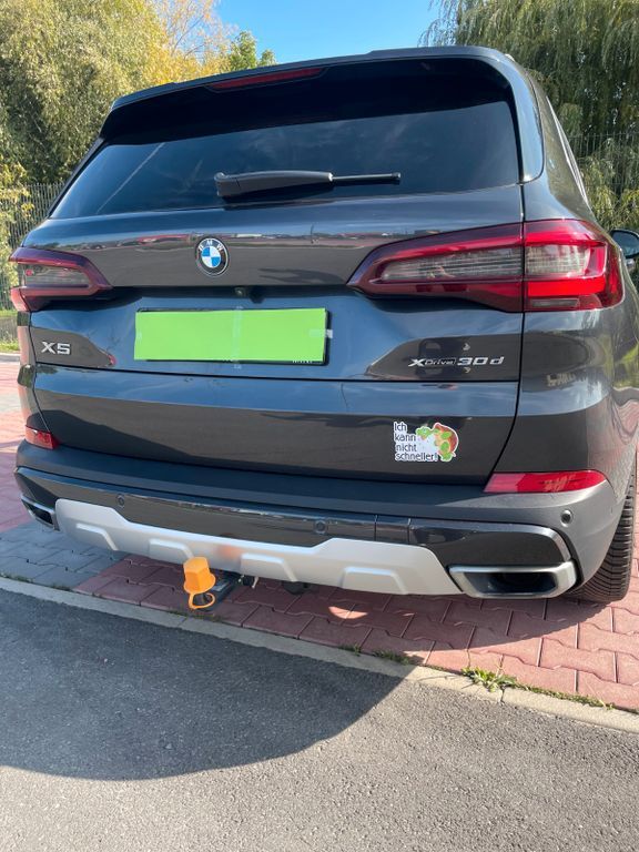 BMW X5 89.350 km 48.500 € Radeburg 01471
