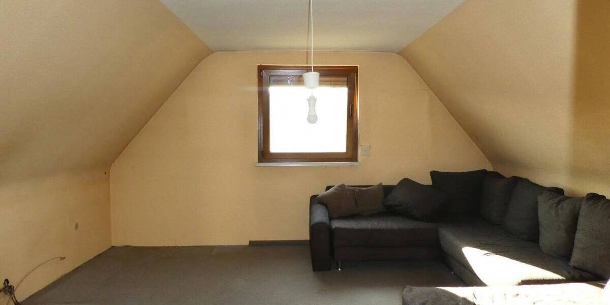 Einfamilienhaus Bad Soden-Salmünster Bad Soden - 4 Zimmer, 115 m&sup2;, 175.000&euro; | Angebot:25704431