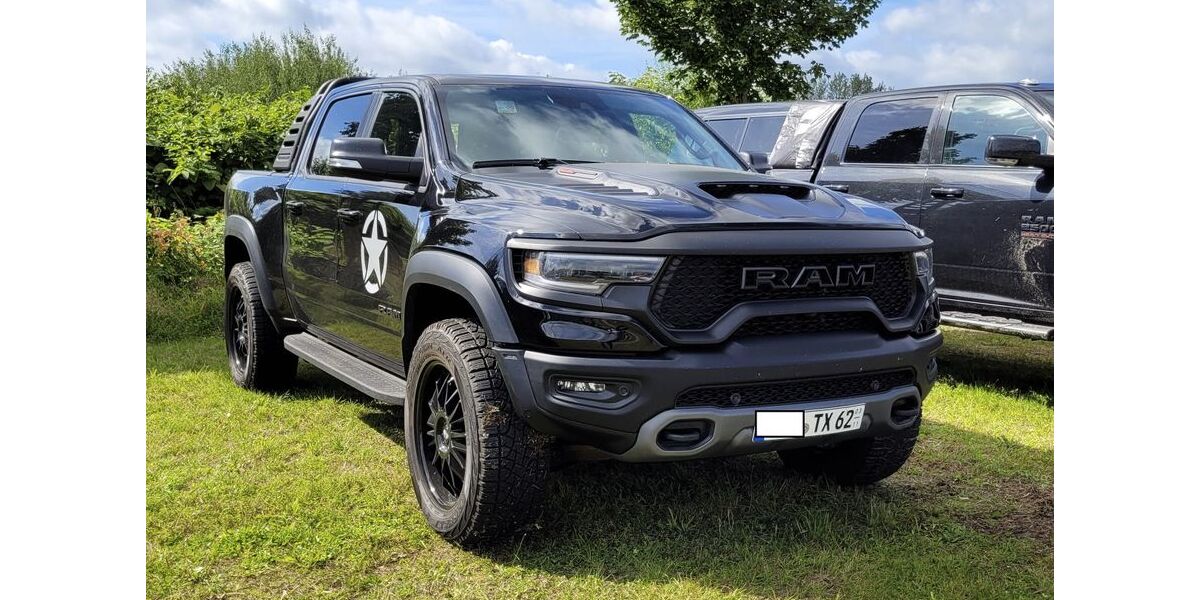 Dodge RAM 10.355 km 129.000 &euro; Lilienthal 28865