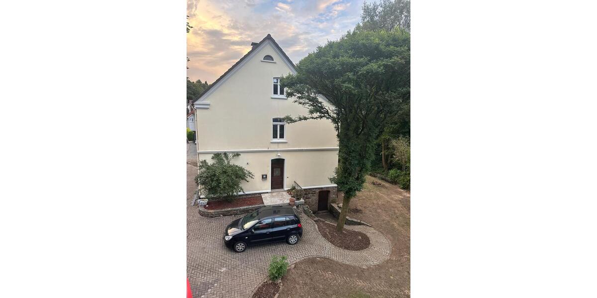 Einfamilienhaus Wiehl - 4 Zimmer, 130 m&sup2;, 1.400&euro; | Angebot:26560465