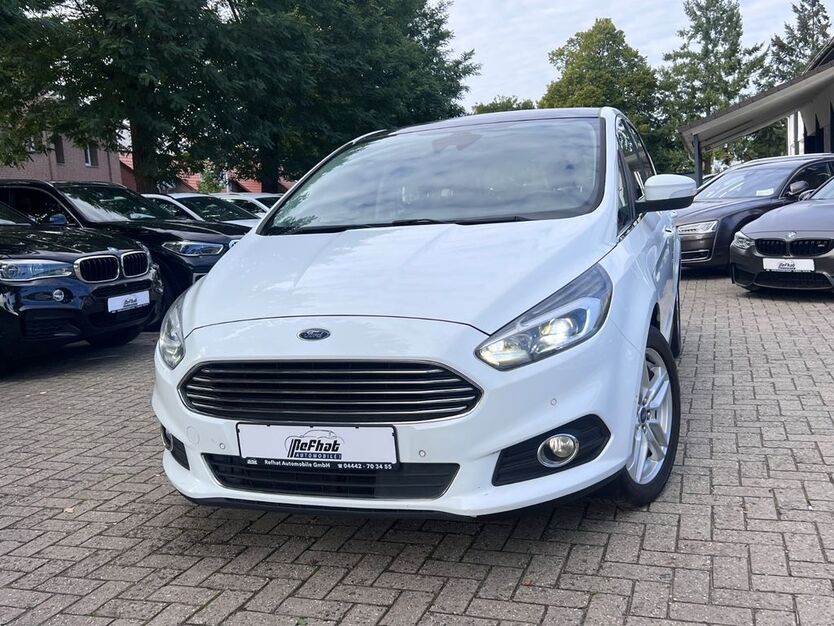 Ford S-Max 275.289 km 8.900 € Lohne 49393
