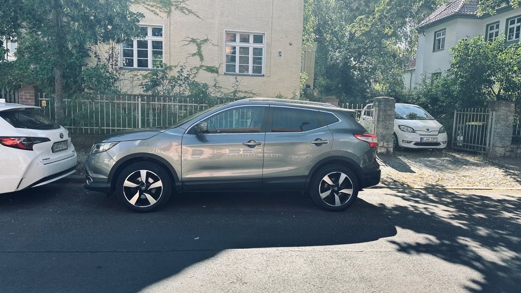 Nissan Qashqai 119.750 km 7.600 &euro; Berlin 10318