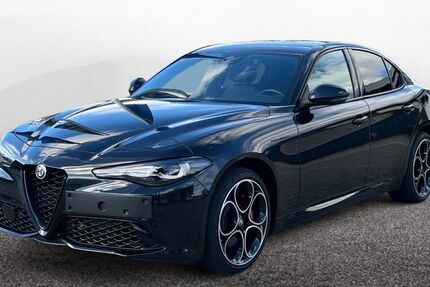 Alfa Romeo Giulia 12.400 km 40.450 € Singen 78224