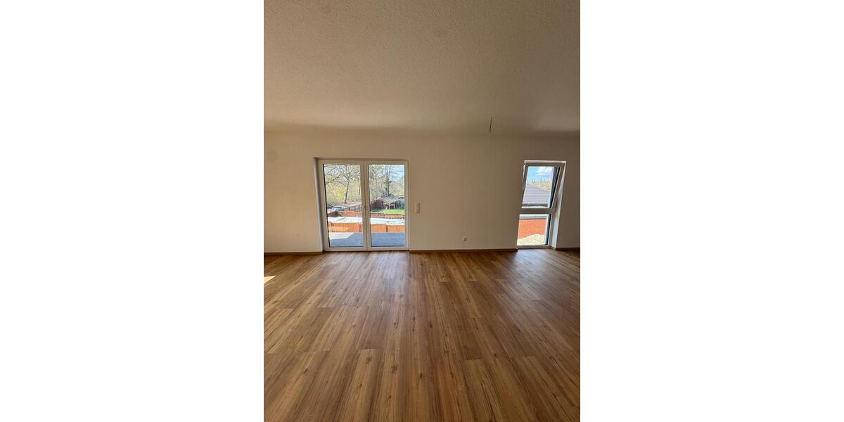 Etagenwohnung Winsen (Aller) - 3 Zimmer, 86 m&sup2;, 1.020&euro; | Angebot:26005638