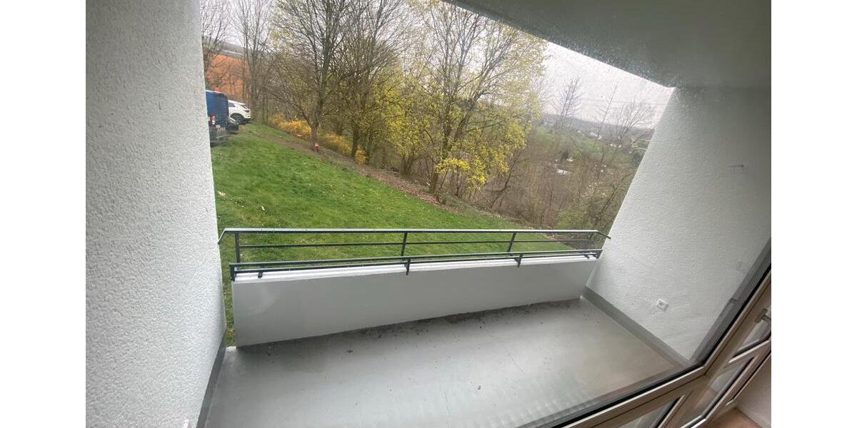 Etagenwohnung Hamm (Sieg) - 3.5 Zimmer, 82 m&sup2;, 175.000&euro; | Angebot:26002194