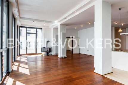 Wohnung zum Mieten in Frankfurt 3.950 € 196 m² 4 zimmer