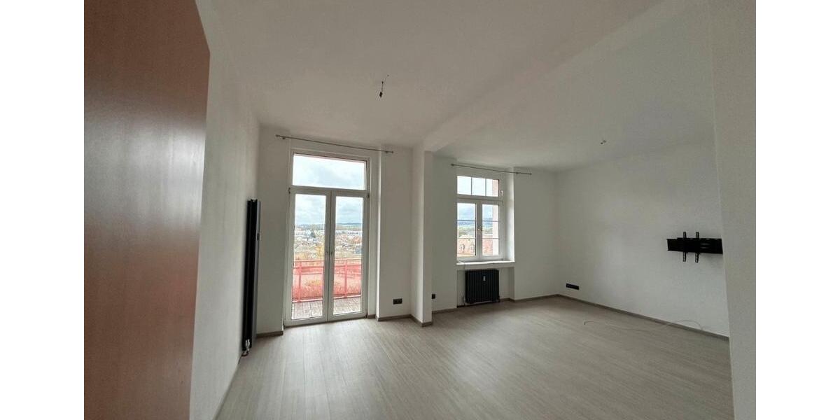 Schöne 2-Zimmer-Wohnung mit Balkon & Parkplatz 2 zimmer