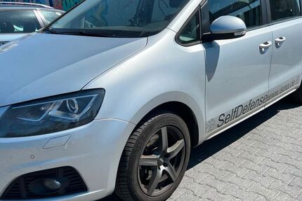 Seat Alhambra 275.000 km 5.950 &euro; Berlin 12057