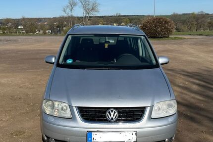 VW Touran 345.000 km 1.590 &euro; Schleiden-Harperscheid 53937