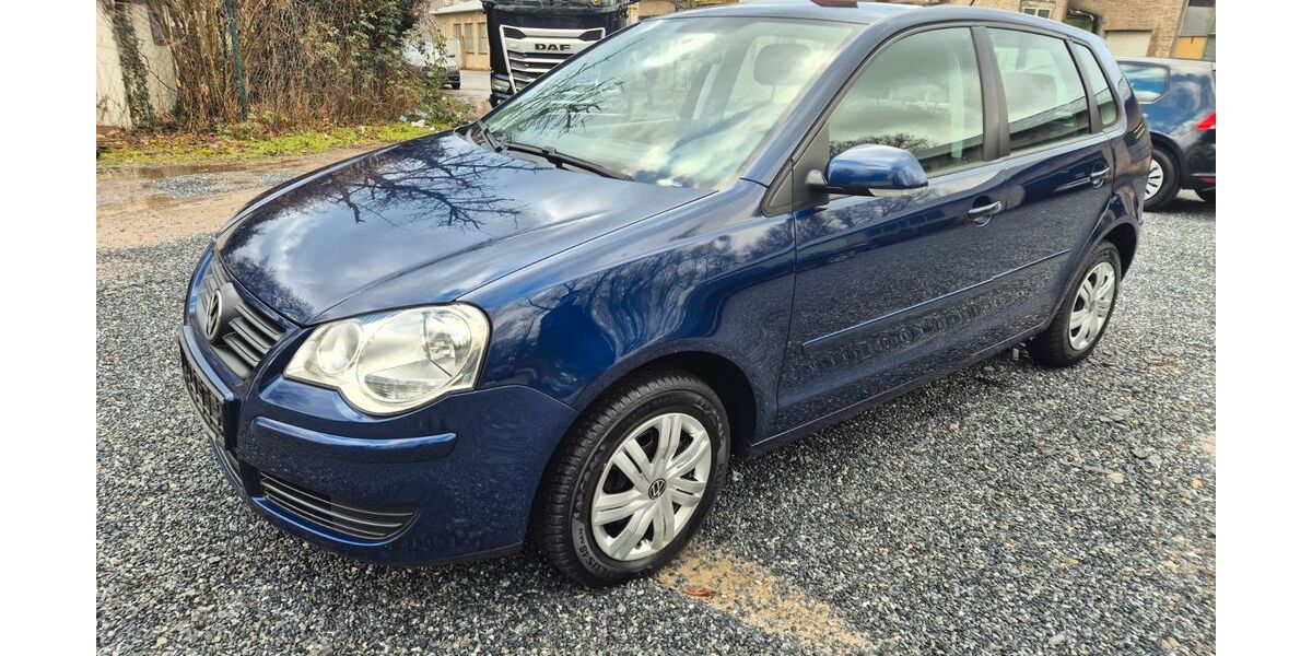 VW Polo 102.000 km 3.900 &euro; Detmold 32756
