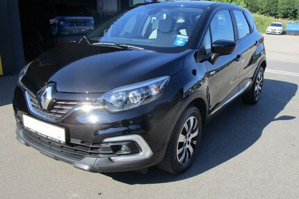 Renault Captur 45.124 km 9.848 &euro; Furth im Wald 93437