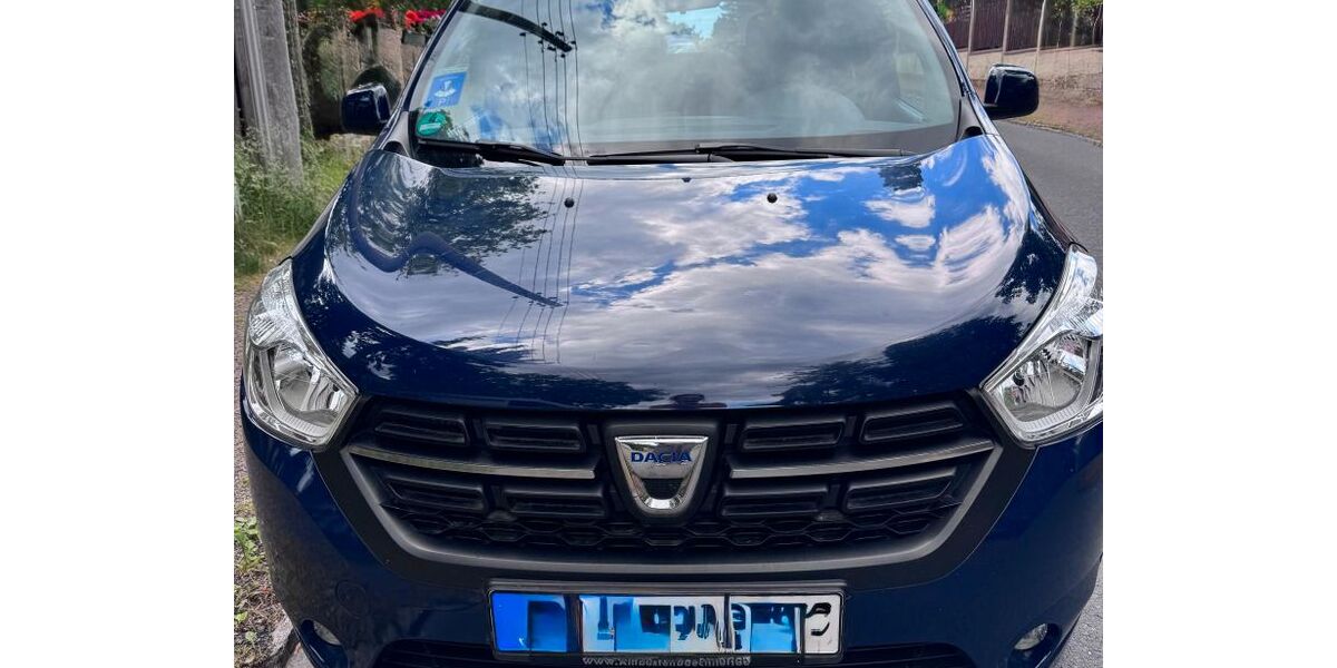 Dacia Lodgy 96.000 km 7.800 &euro; Moritzburg 01468