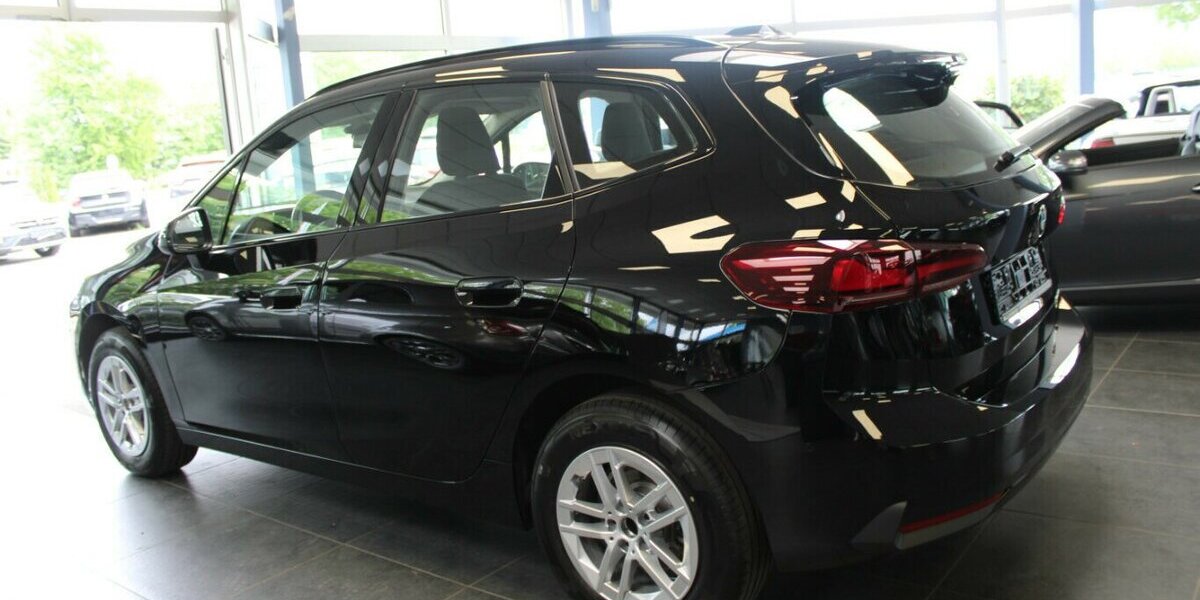 BMW 216 Active Tourer Aut. 4.479 km 25.980 &euro; Euskirchen 53881