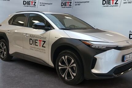 Toyota bZ4X 2.780 km 35.990 € Wildau 15745