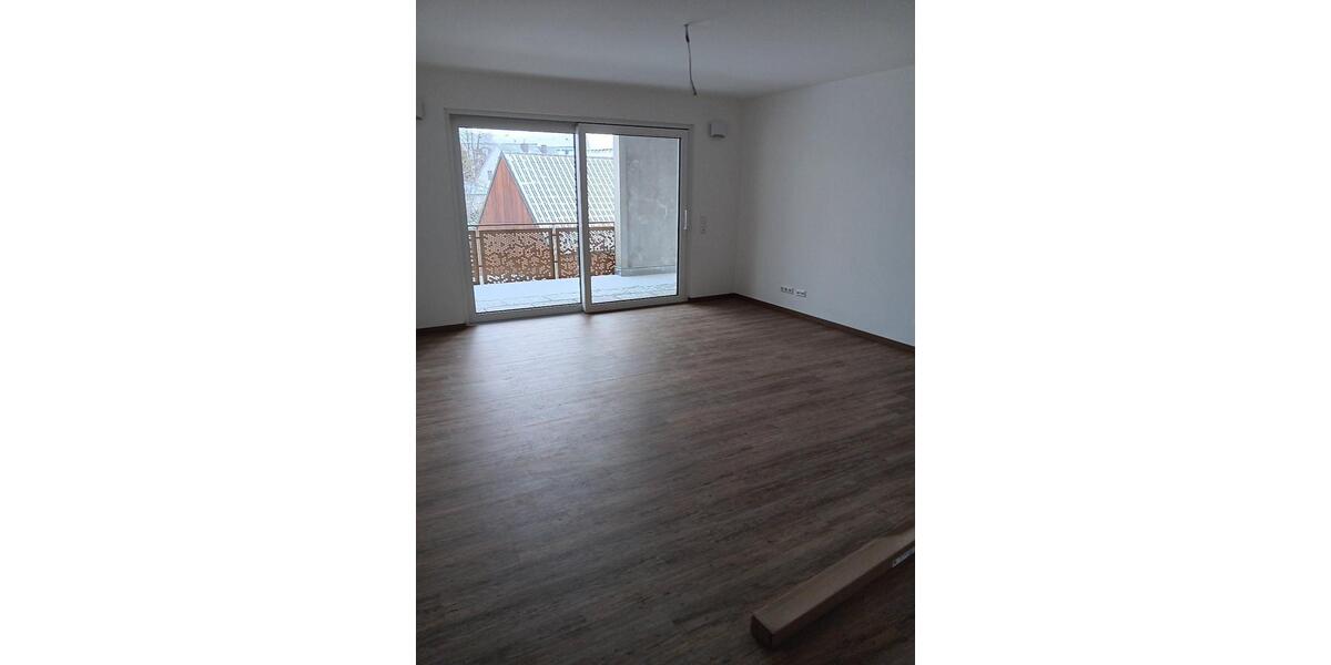 Etagenwohnung Vohenstrauß - 3 Zimmer, 93 m&sup2;, 900&euro; | Angebot:24354201