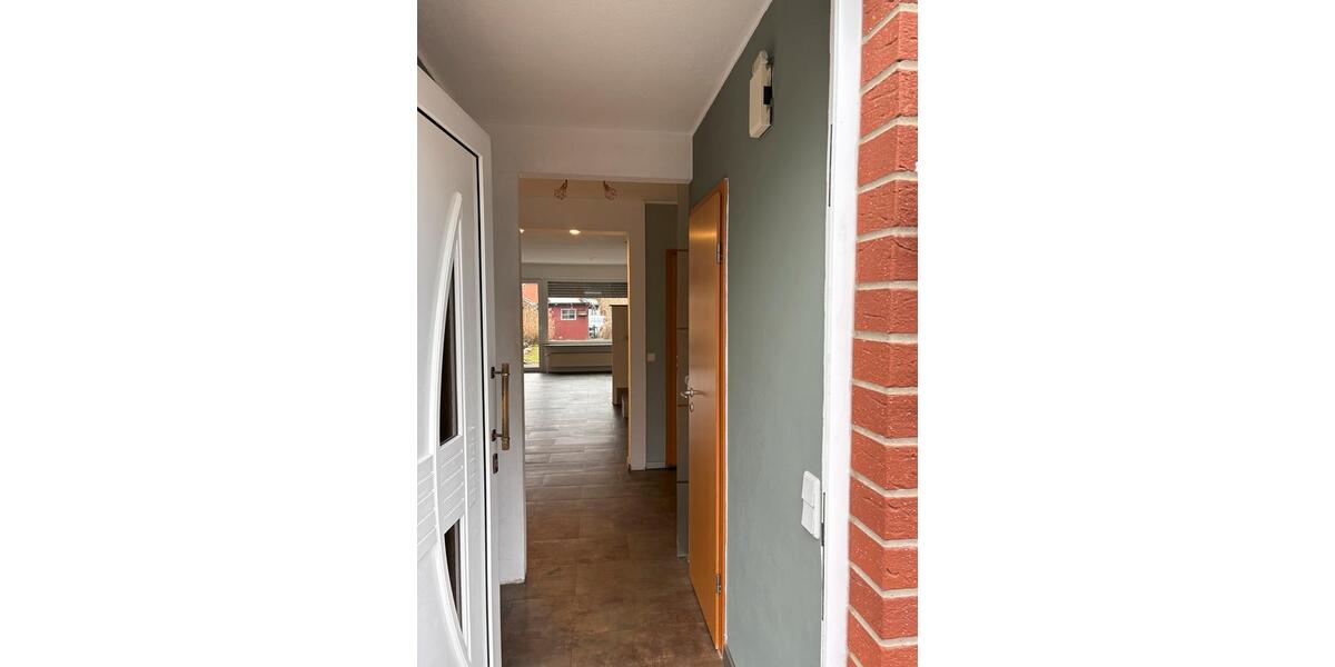 Reihenhaus Hagenburg - 5 Zimmer, 117 m&sup2;, 1.200&euro; | Angebot:24994640