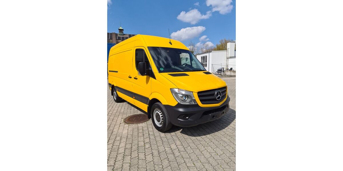 Mercedes-Benz Sprinter 198.351 km 17.990 &euro; München 81549
