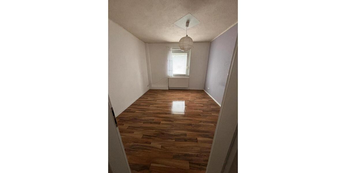 Doppelhaushälfte Elsterwerda - 5 Zimmer, 134 m&sup2;, 195.000&euro; | Angebot:25992765