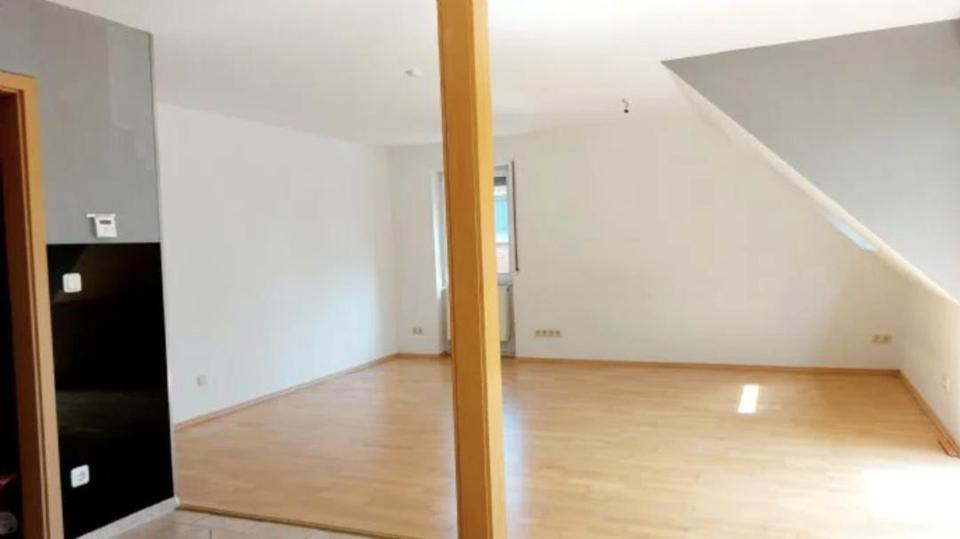 Maisonettenwohnung Oldenburg Kreyenbrück - 4 Zimmer, 119 m&sup2;, 1.300&euro; | Angebot:25413064