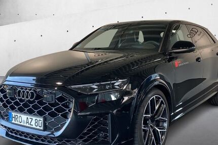 Audi RSQ8 7.000 km 152.990 &euro; Rostock 18059