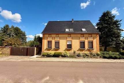Haus Wiesenburg - 7 Zimmer, 200 m&sup2;, 220.000&euro; | Angebot:22581290