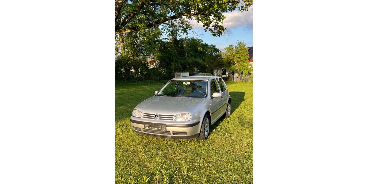 VW Golf 276.000 km 2.550 &euro; Oberndorf am Neckar 78727