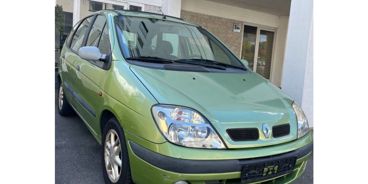 Renault Scenic 222.300 km 550 &euro; Bühl 77815