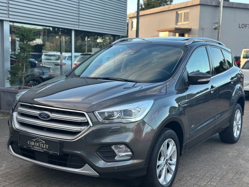 Ford Kuga 59.800 km 17.990 € Bad Bramstedt 24576