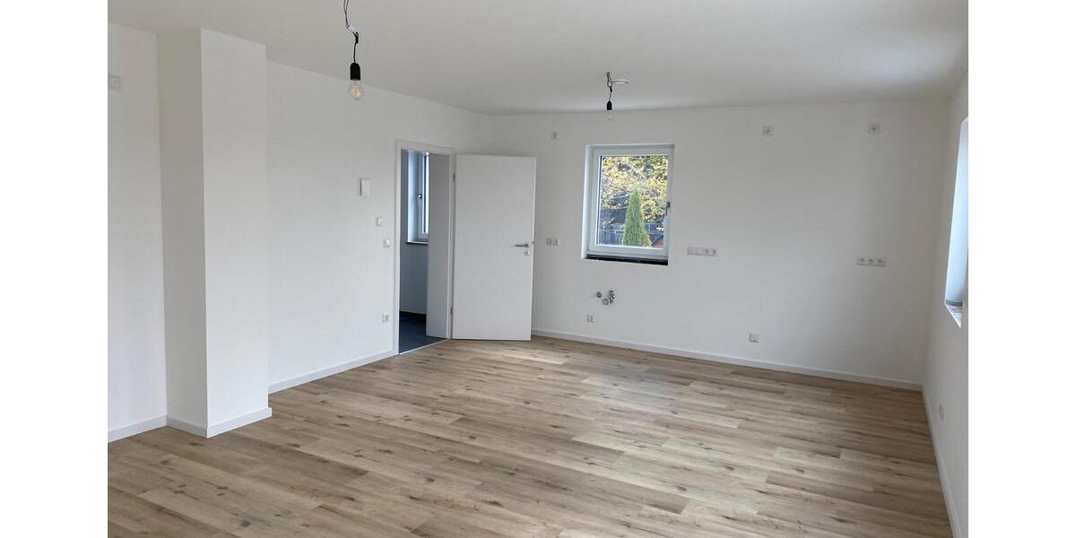 Doppelhaushälfte Essenbach - 7 Zimmer, 180 m&sup2;, 1.650&euro; | Angebot:26168874