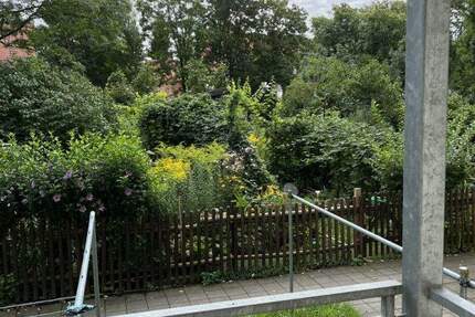 2 Räume und toller Balkon 2 zimmer