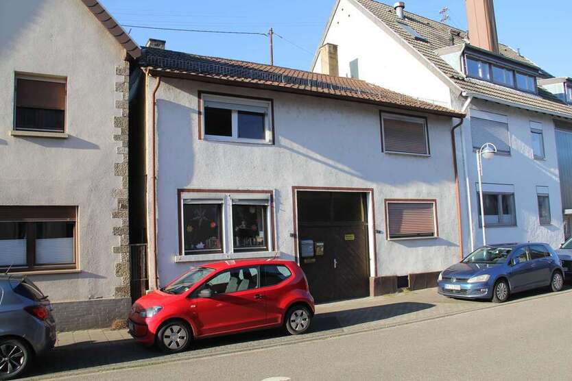 Haus zum Kaufen in Karlsruhe 344.000 € 74.66 m²