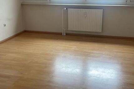 Wohnung Ludwigshafen am Rhein Edigheim - 3 Zimmer, 80 m&sup2;, 187.000&euro; | Angebot:25041807