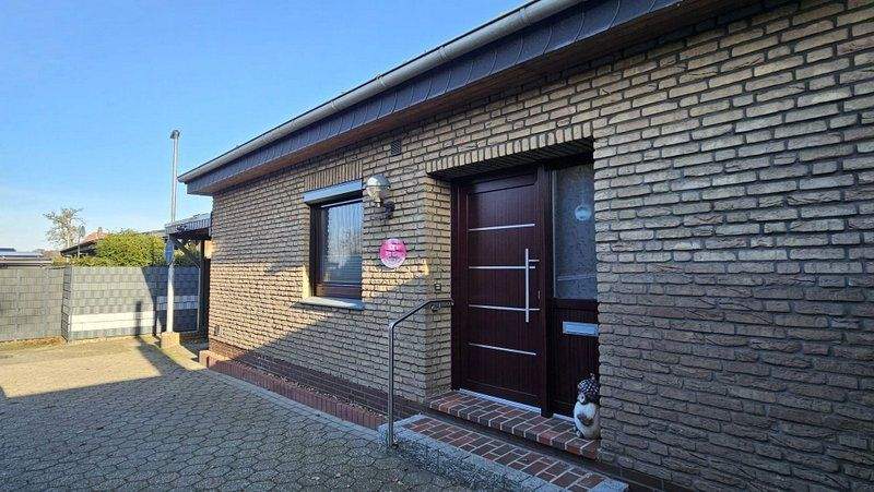 Mehrfamilienhaus, Wohnhaus Ganderkesee Schierbrok - 7 Zimmer, 210 m&sup2;, 435.000&euro; | Angebot:25738604