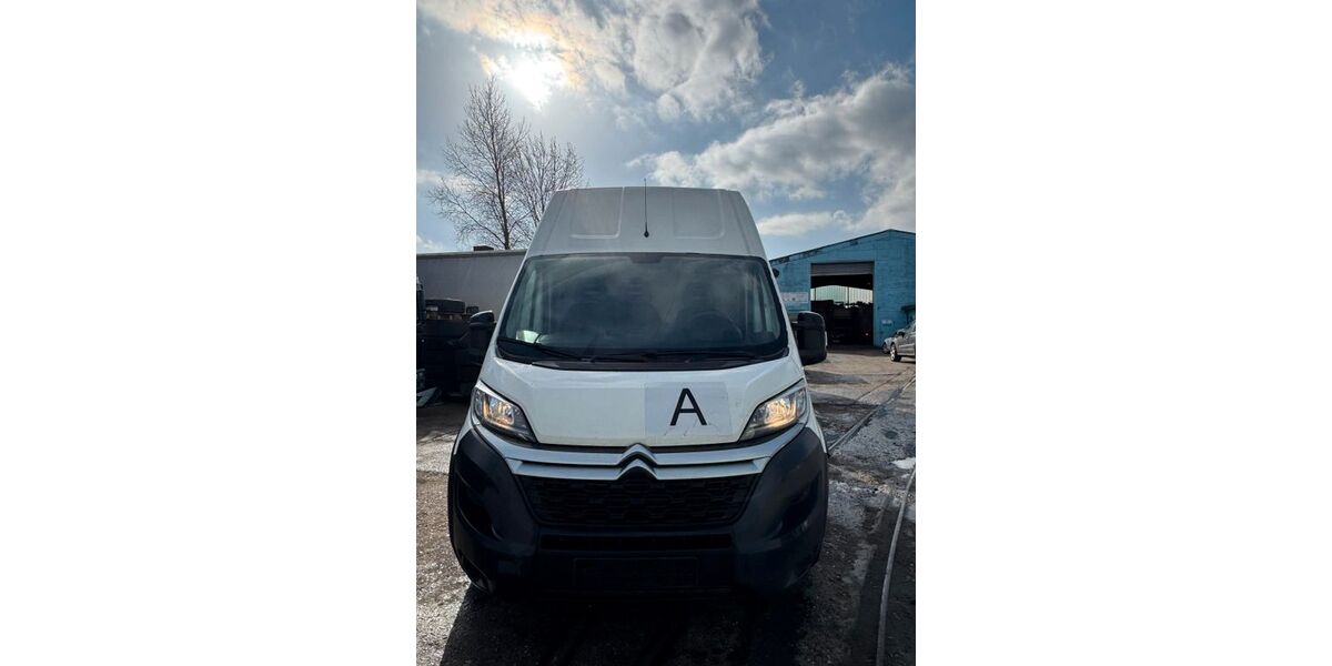 Citroen Jumper 171.432 km 10.591 &euro; Hamburg 22113