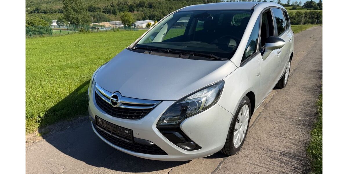 Opel Zafira 109.000 km 8.990 &euro; Kirchhundem 57399