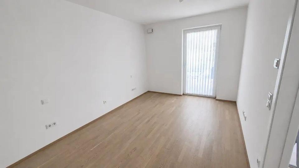 Erdgeschoßwohnung Tegernheim - 3 Zimmer, 80 m&sup2;, 520.000&euro; | Angebot:27289582