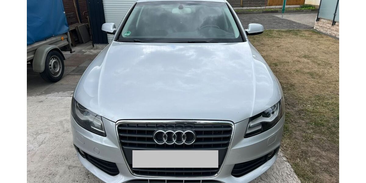 Audi A4 340.300 km 5.500 &euro; Schloss Holte 33758