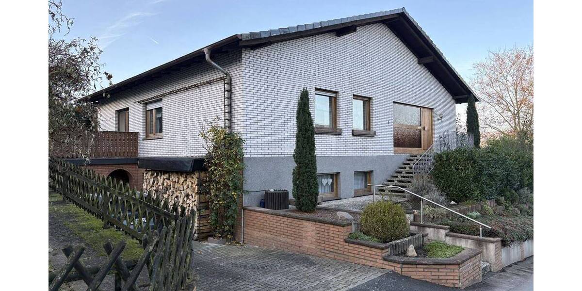 Einfamilienhaus Höxter Bruchhausen - 7 Zimmer, 200 m&sup2;, 220.000&euro; | Angebot:26903572