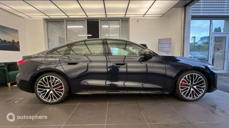 Audi A5 2.0 TFSI 204ch S line quattro S tronic 7 8.000 km 59.999 &euro; Champniers 16430