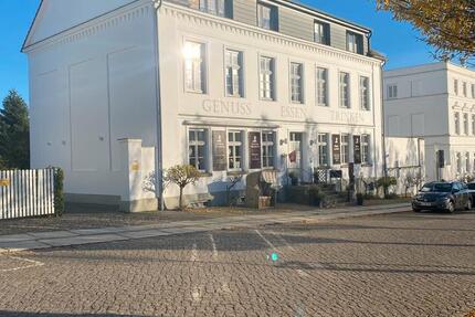 Haus Putbus - 20 Zimmer, 517 m&sup2;, 1.390.000&euro; | Angebot:25432066