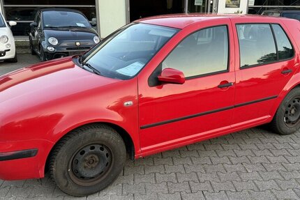 VW Golf IV 1.6 *Automatik,TÜV neu* 208.000 km 1.580 &euro; Schorndorf 73614