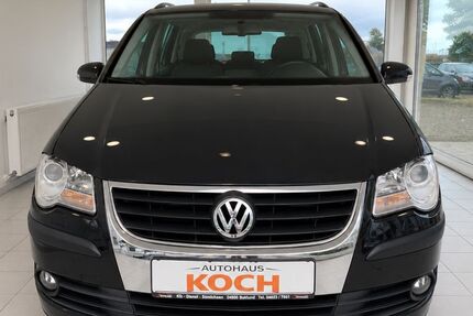 VW Touran 207.883 km 3.499 &euro; Bremervörde 27432