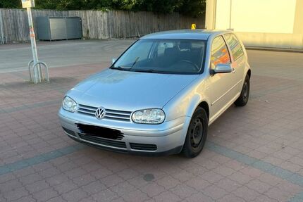 VW Golf 187.000 km 1.200 &euro; Ammersbek 22949