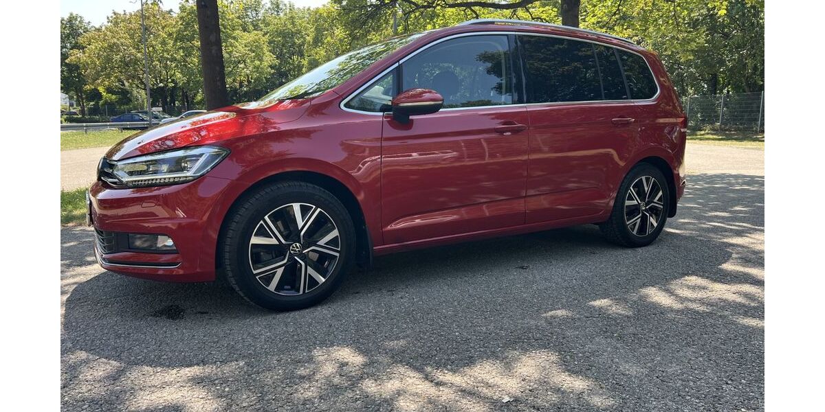 VW Touran 10.969 km 27.500 &euro; München 81373