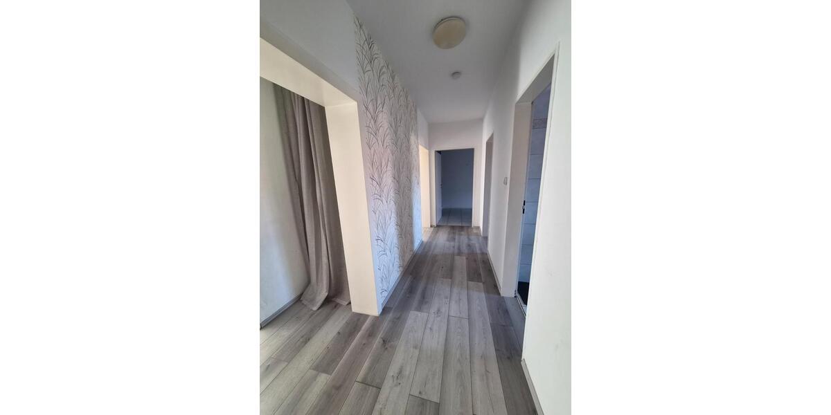 Etagenwohnung Sontra - 3 Zimmer, 85 m&sup2;, 470&euro; | Angebot:27630671