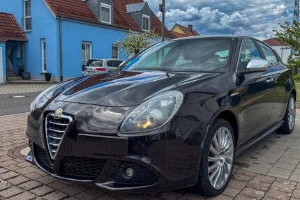 Alfa Romeo Giulietta 230.000 km 5.400 &euro; Mühlhausen 92360