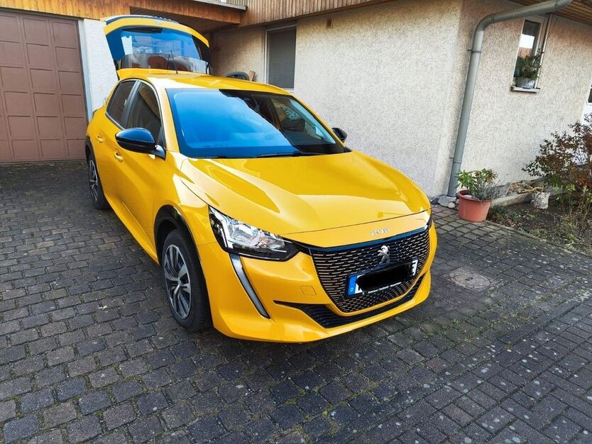 Peugeot 208 15.000 km 16.800 € Derenburg 38895