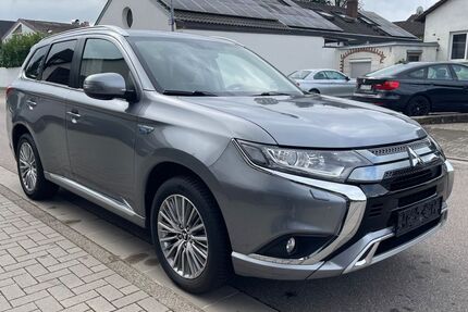 Mitsubishi Outlander 54.561 km 24.450 € Kehl 77694