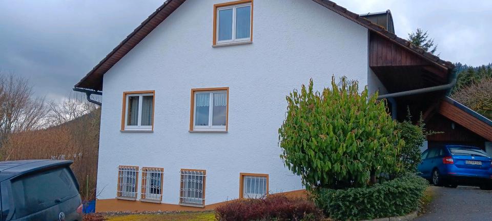 Wohngebäude mit 2 Wohneinheiten in Alpirsbach 8 zimmer